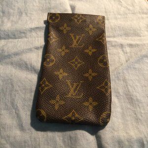 Authentic Louis Vuitton Squeeze Top Eyeglass Case